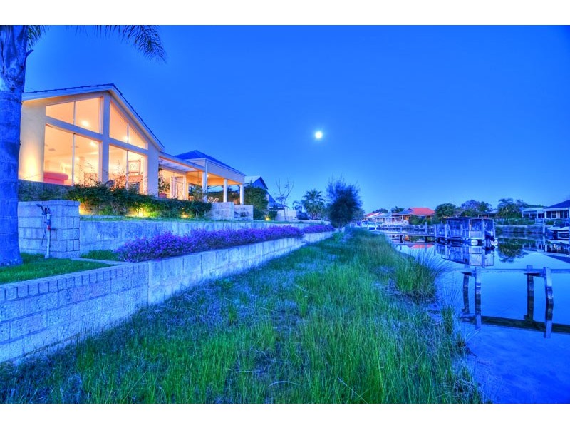 42 Banksia Terrace, South Yunderup WA 6208