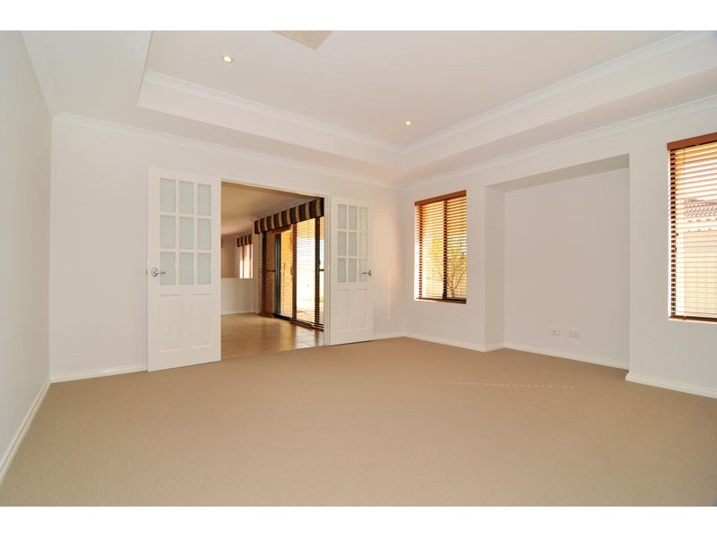 20 Prentice Way, Lakelands WA 6180