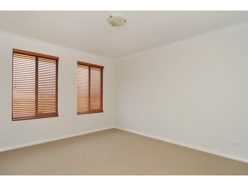 20 Prentice Way, Lakelands WA 6180