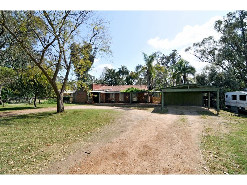 11 Balwina Road, Greenfields WA 6210