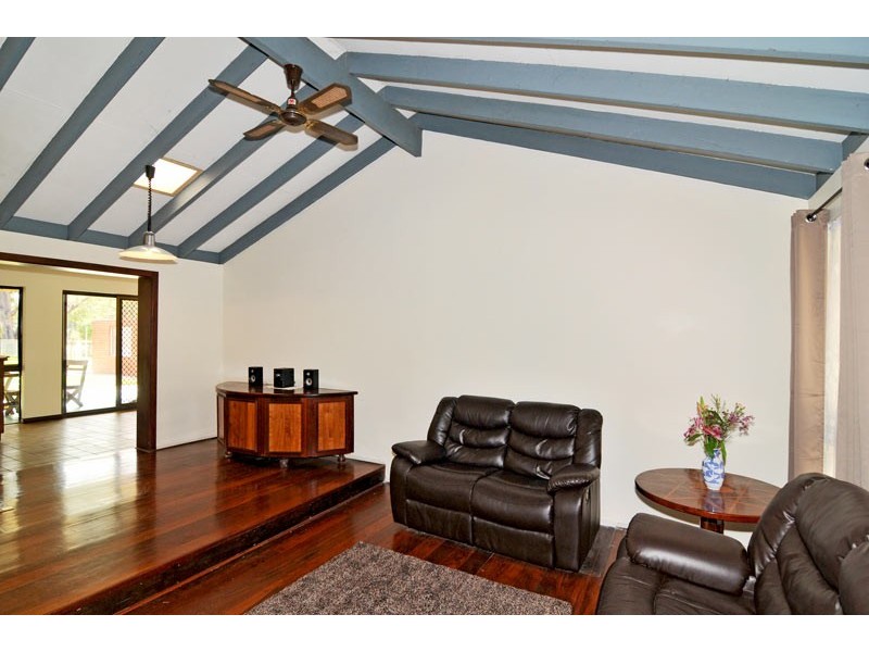 11 Balwina Road, Greenfields WA 6210