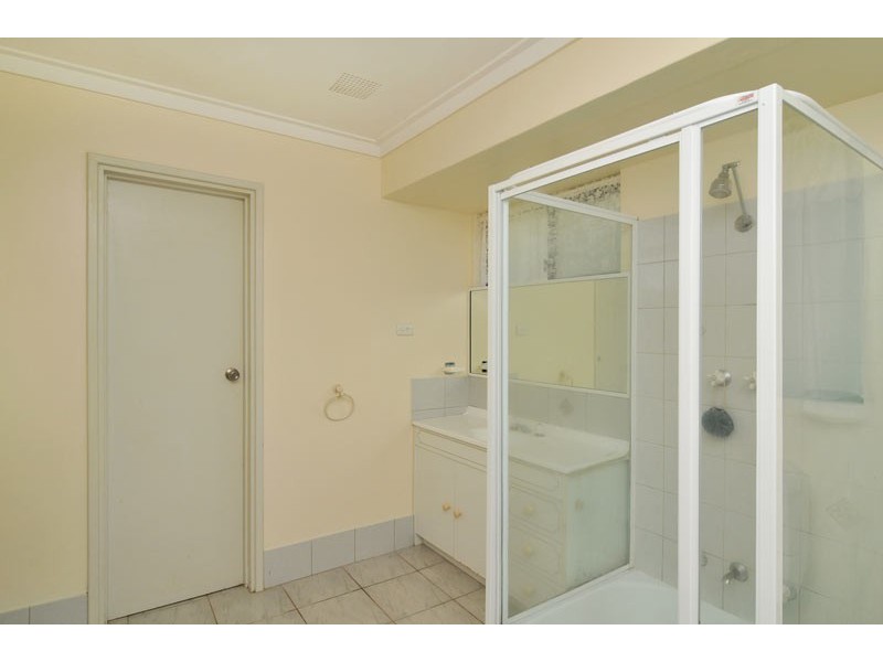 11 Balwina Road, Greenfields WA 6210