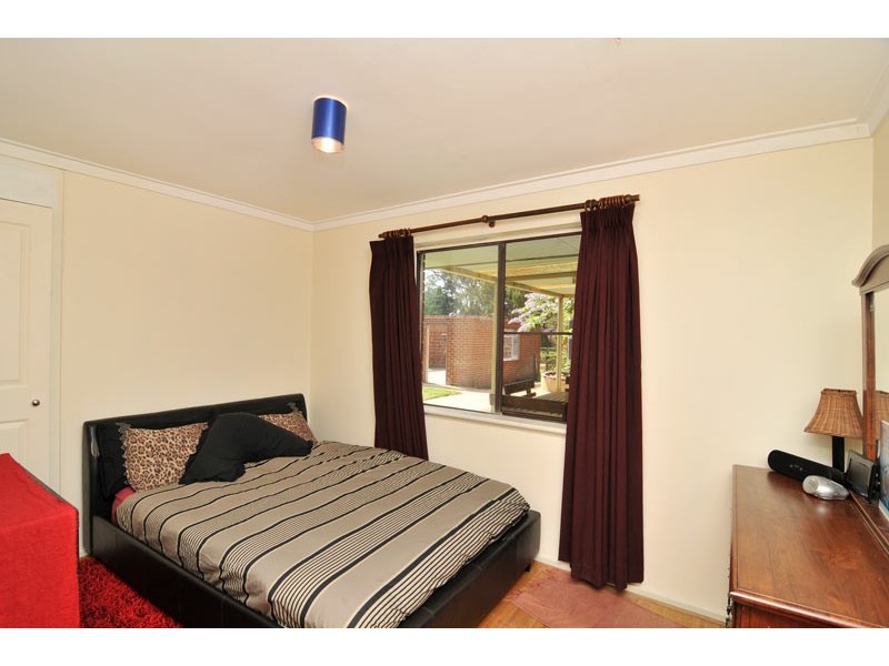 11 Balwina Road, Greenfields WA 6210