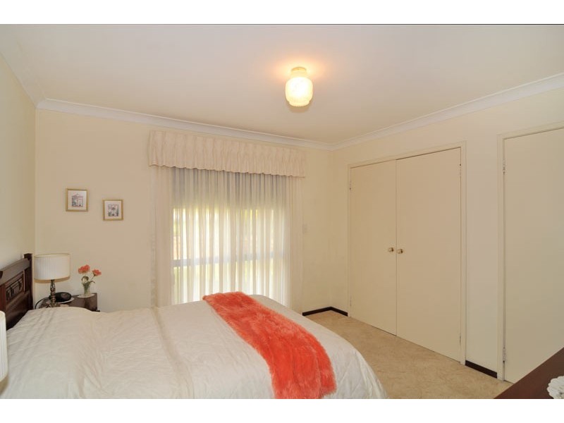 12 Honeysuckle Ramble, Halls Head WA 6210