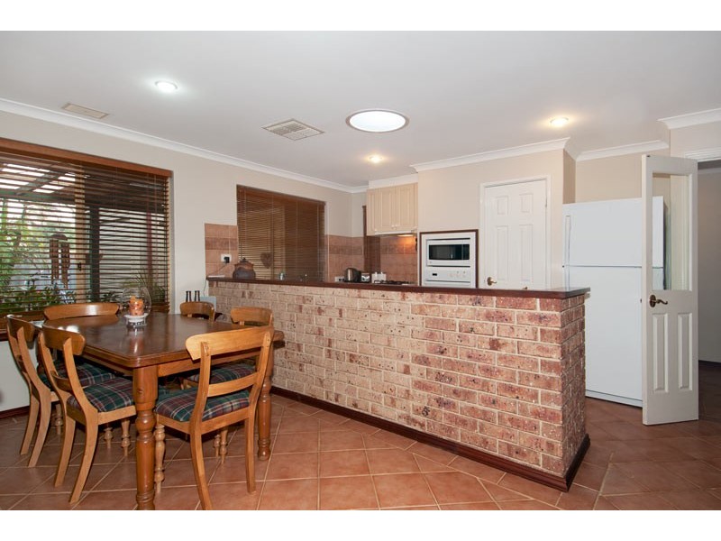 32 Fairway Crescent, Meadow Springs WA 6210