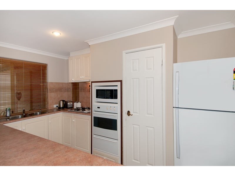 32 Fairway Crescent, Meadow Springs WA 6210