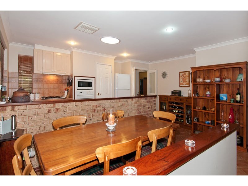 32 Fairway Crescent, Meadow Springs WA 6210