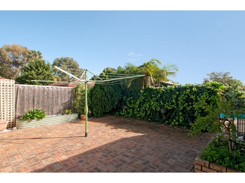 32 Fairway Crescent, Meadow Springs WA 6210