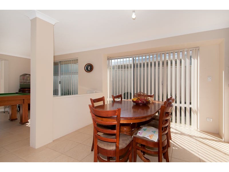 13 Myalla Pass, Lakelands WA 6180