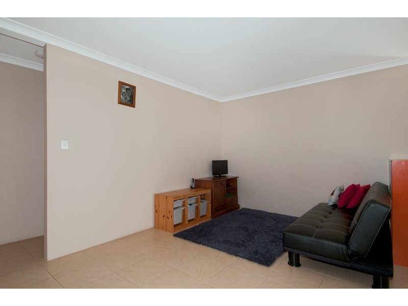 13 Myalla Pass, Lakelands WA 6180