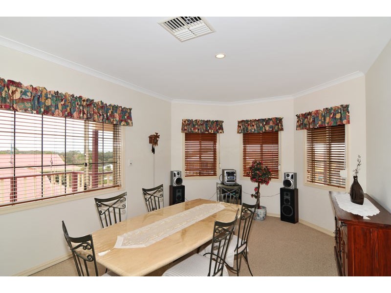 7 Carabeen Place, Halls Head WA 6210
