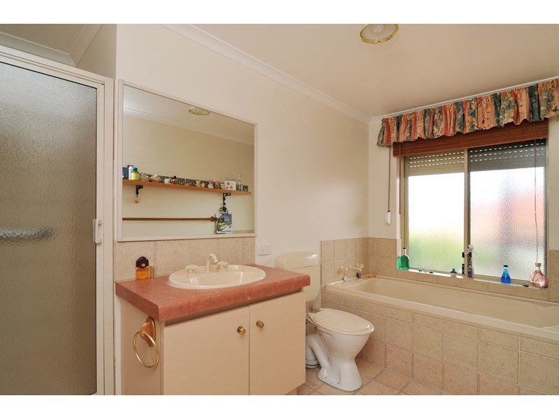 7 Carabeen Place, Halls Head WA 6210
