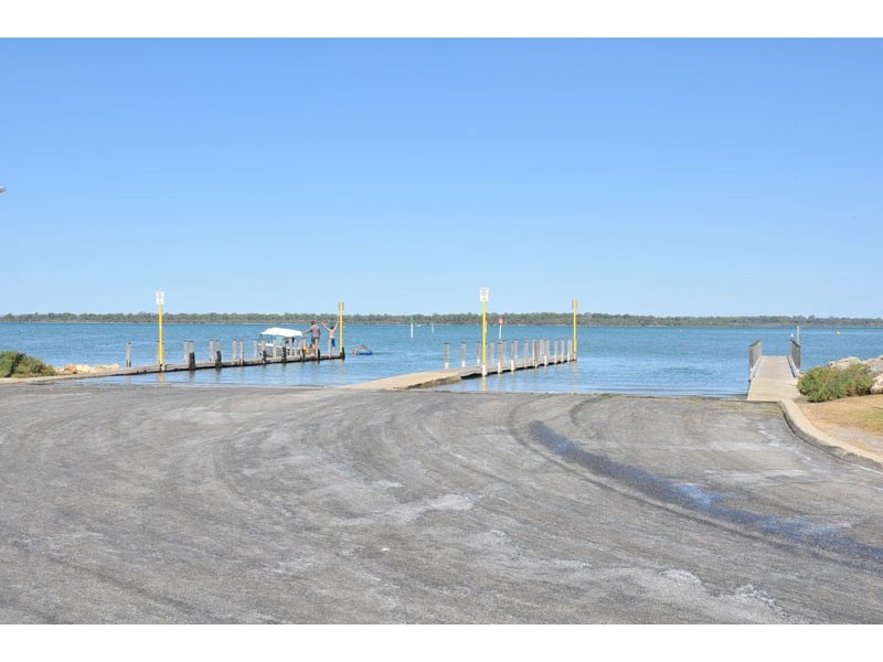 16 Yallingup Loop, Dawesville WA 6211