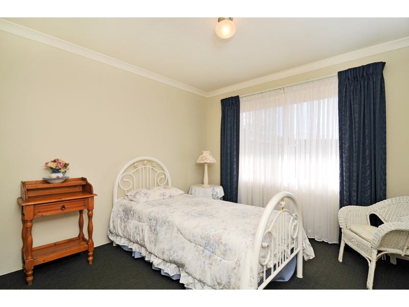 5 Riverina Avenue, Placid Waters, Coodanup WA 6210