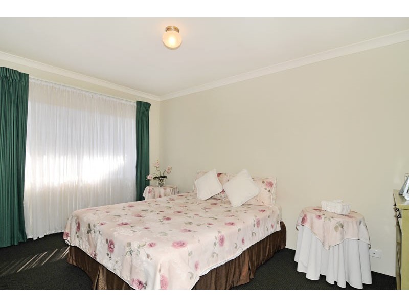 5 Riverina Avenue, Placid Waters, Coodanup WA 6210