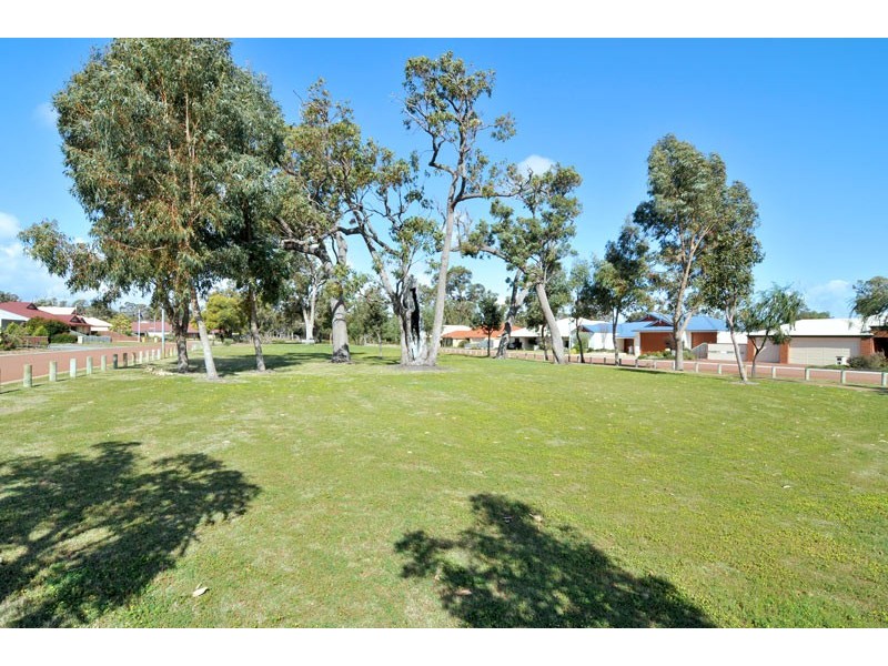 5 Riverina Avenue, Placid Waters, Coodanup WA 6210