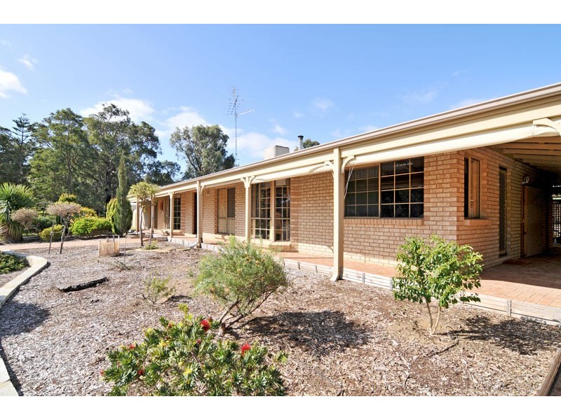 4 White Hill Road, Bouvard WA 6211