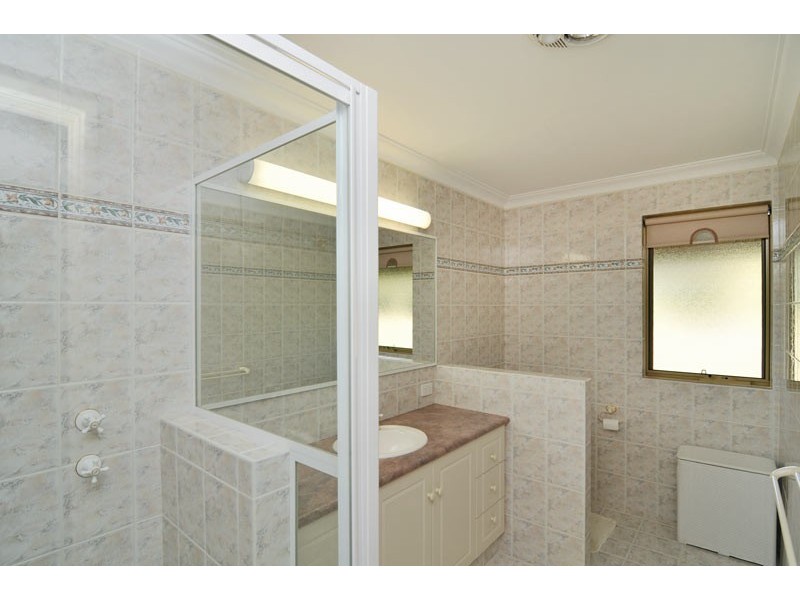 4 White Hill Road, Bouvard WA 6211