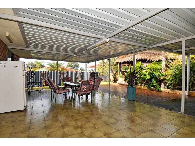 4 McMahon Court, Halls Head WA 6210