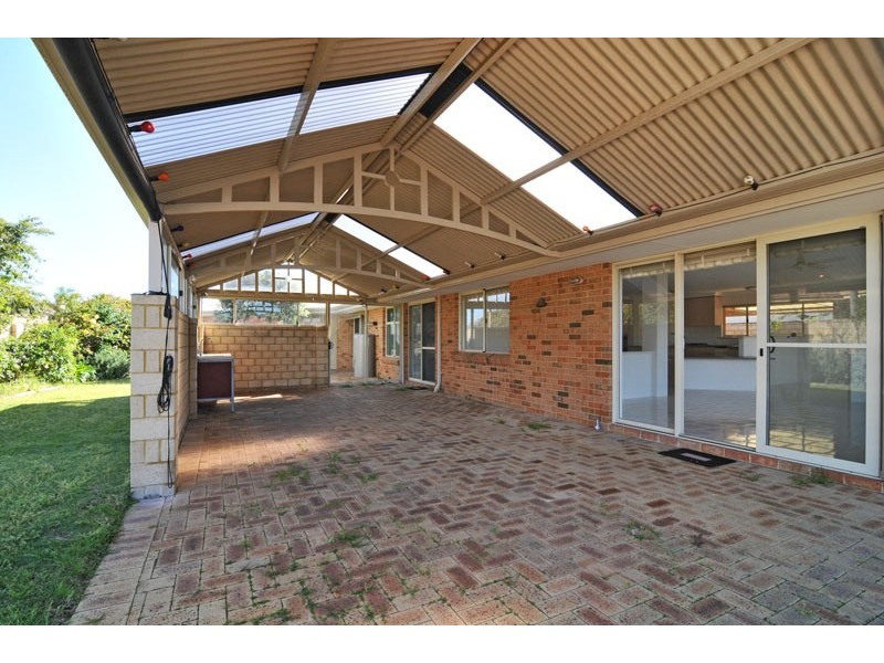 18 Heron Place, South Yunderup WA 6208