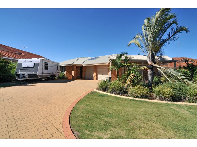 18 Heron Place, South Yunderup WA 6208