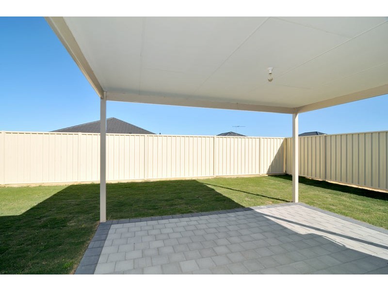 98 Yindana Boulevard, Lakelands WA 6180