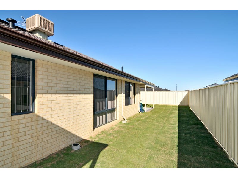 98 Yindana Boulevard, Lakelands WA 6180