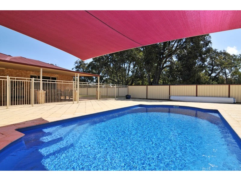 44 Peaceful Waters Drive, Barragup WA 6209