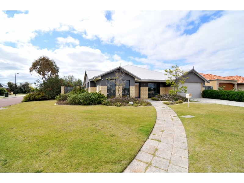 6 Cohen Vista, Lakelands WA 6180