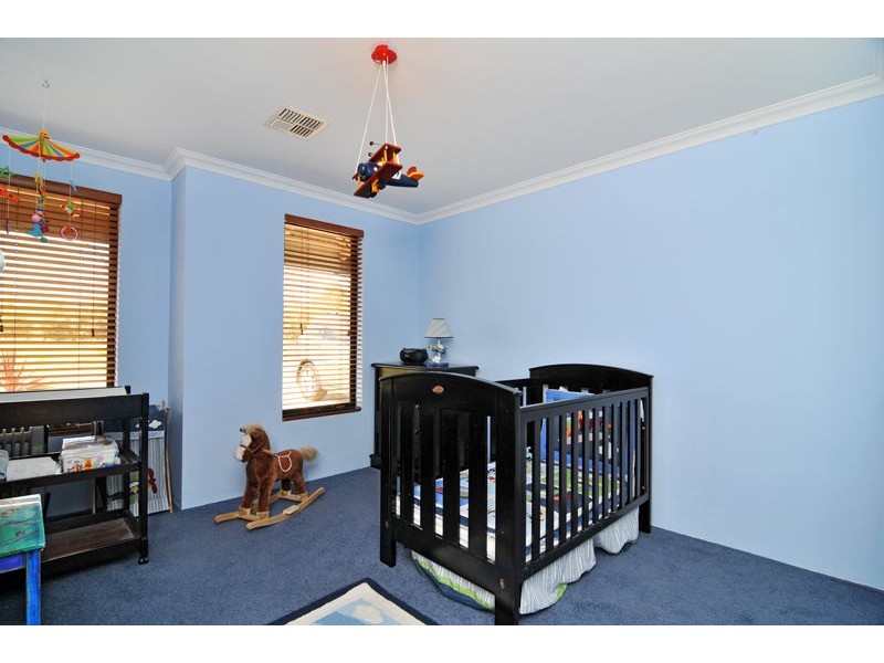 25 Macquarie Drive, Coodanup WA 6210