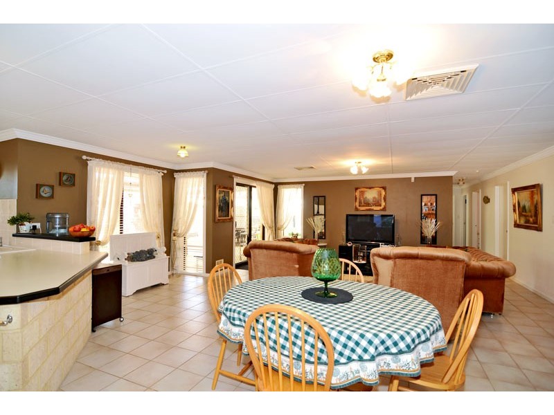 10 Hopevale Place, Erskine WA 6210