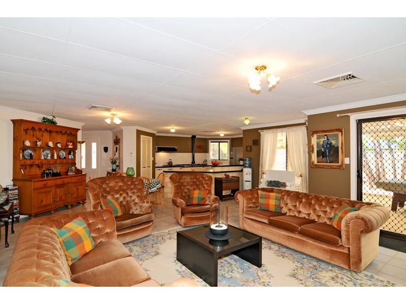 10 Hopevale Place, Erskine WA 6210