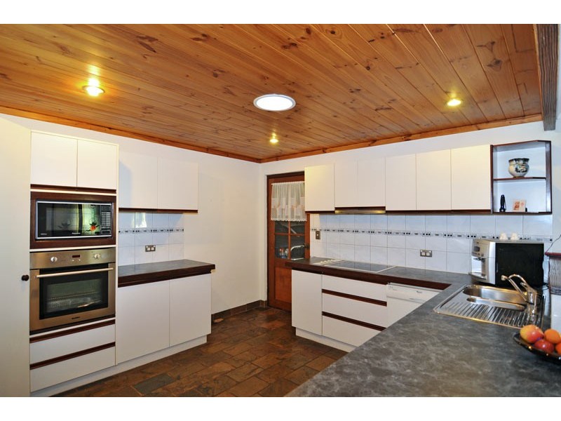 5 Maclean Way, Greenfields WA 6210