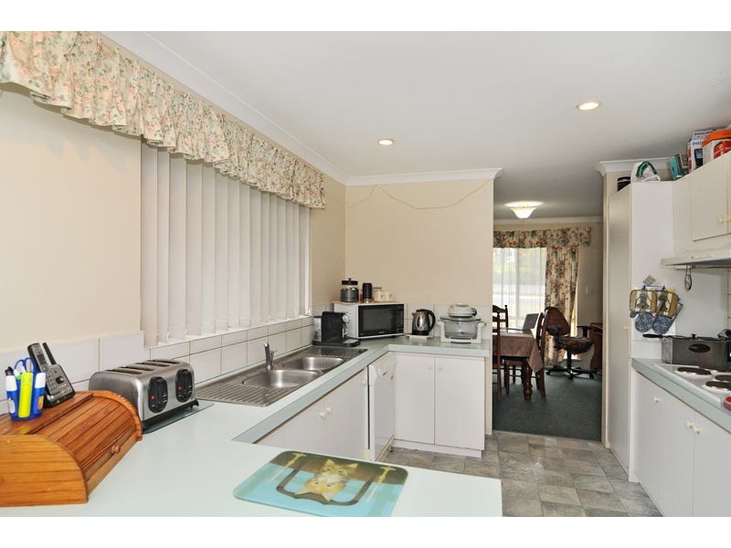 29A Mercedes Avenue, Falcon WA 6210
