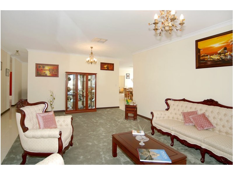 19 Tamar Break, Madora Bay WA 6210