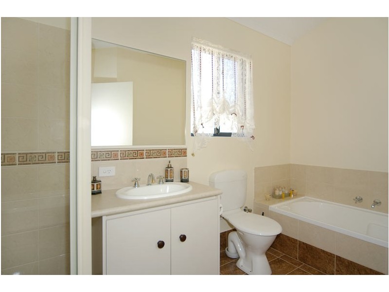 19 Tamar Break, Madora Bay WA 6210