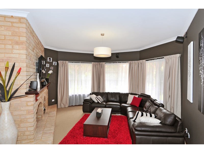 6 Woodsong Close, Falcon WA 6210