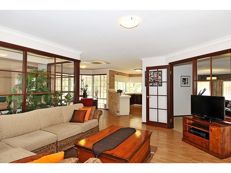 6 Woodsong Close, Falcon WA 6210