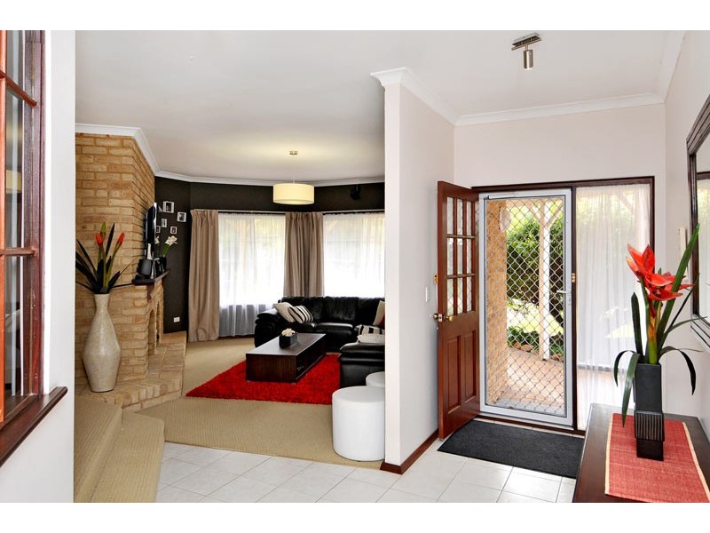 6 Woodsong Close, Falcon WA 6210