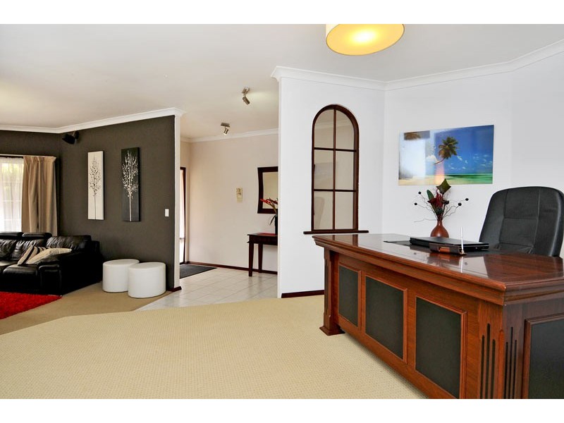6 Woodsong Close, Falcon WA 6210