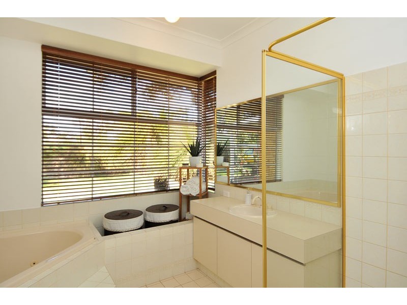 6 Woodsong Close, Falcon WA 6210