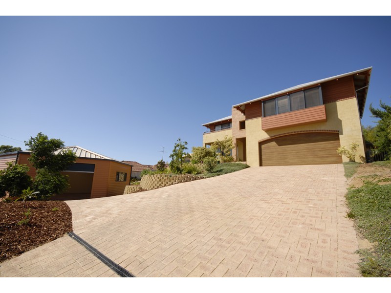 79 Leighton Road, Halls Head WA 6210