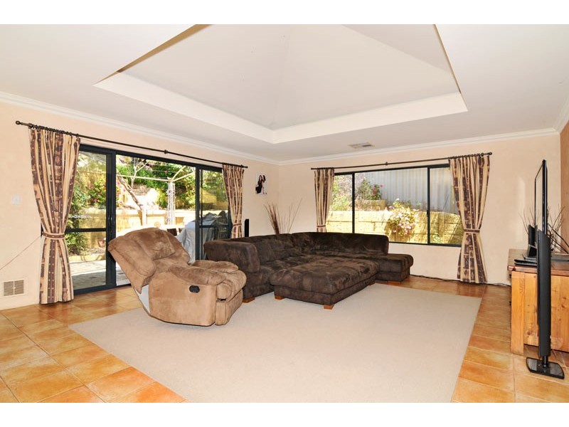 79 Leighton Road, Halls Head WA 6210