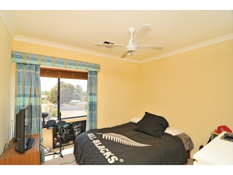 79 Leighton Road, Halls Head WA 6210