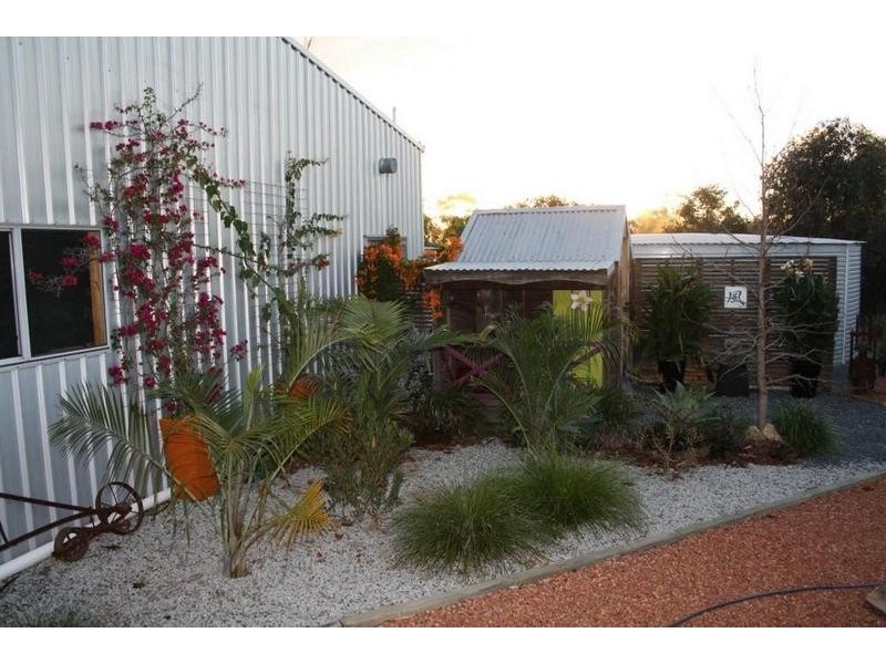 84 Peaceful Waters Drive, Barragup WA 6209