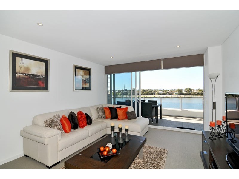 503/3 Marco Polo Drive, Mandurah WA 6210
