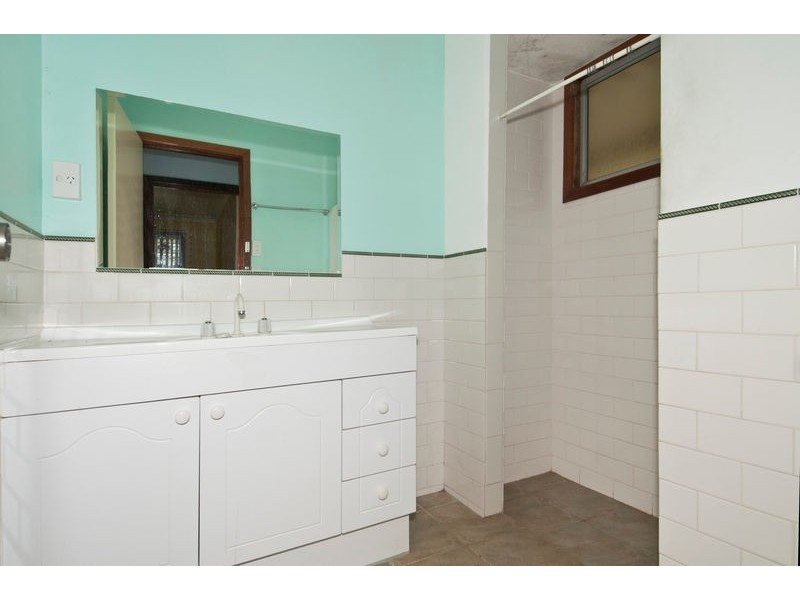 11 Longo Avenue, Pinjarra WA 6208