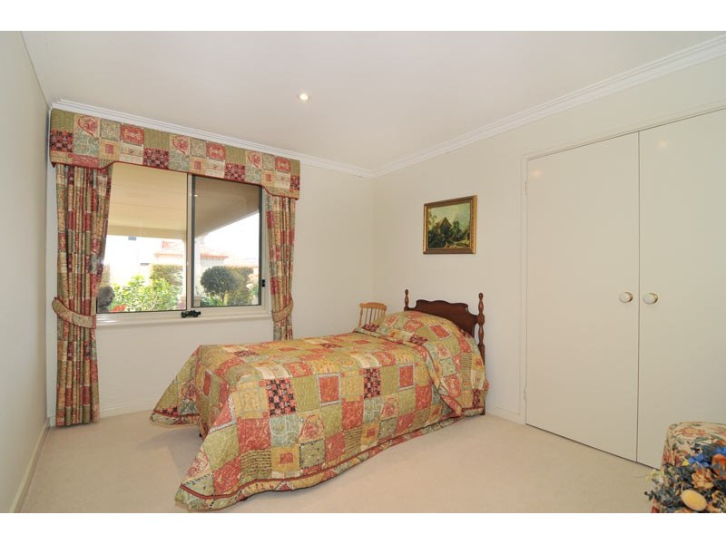 5 Finistere Island Retreat, Halls Head WA 6210