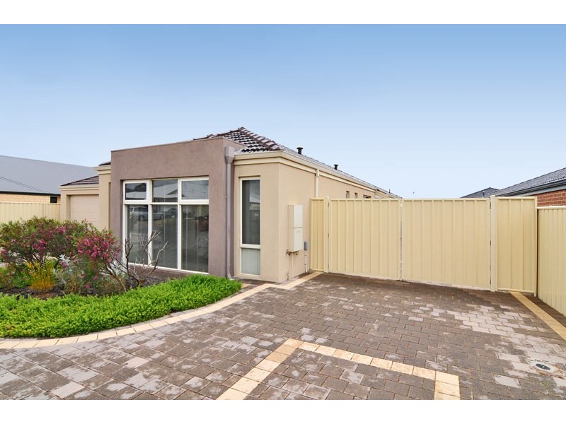 21 Wells Road, Pinjarra WA 6208