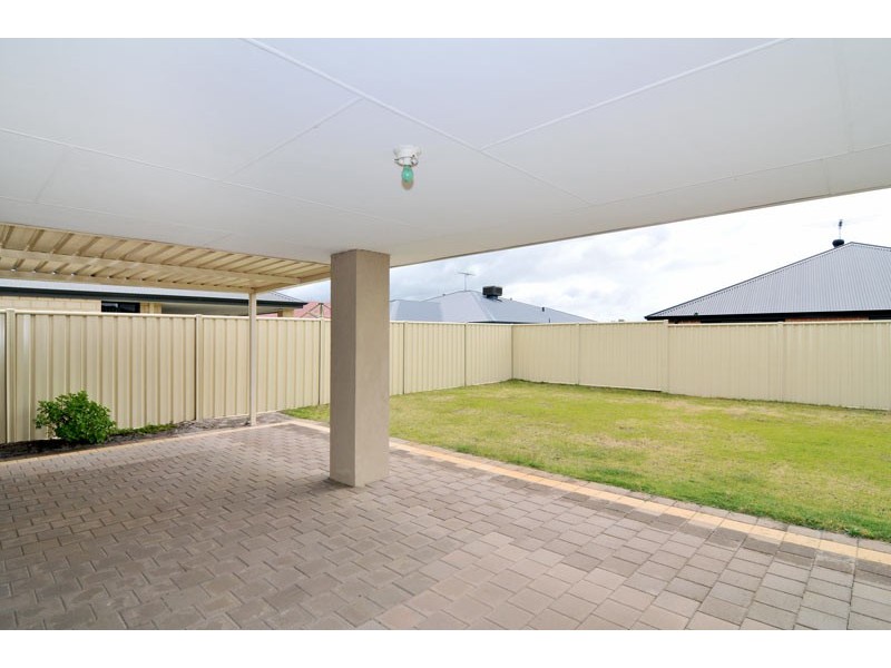 21 Wells Road, Pinjarra WA 6208